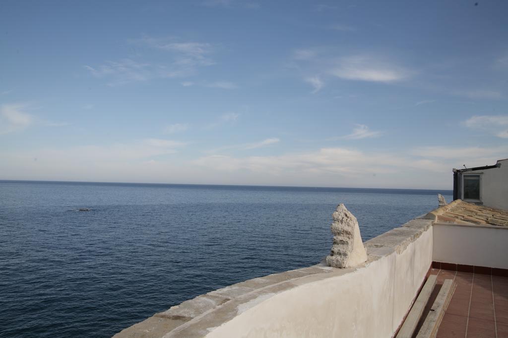 Maestranza Holiday Syracuse Esterno foto